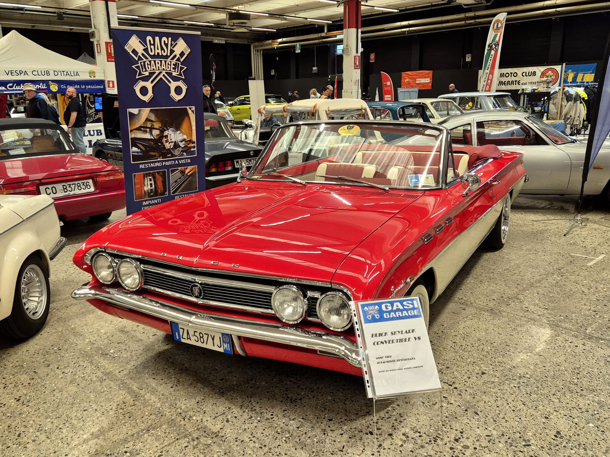 ZA 587 YJ, Buick Skylark 1st gen 1962 Convertible (4367; A-body), 1961–1962