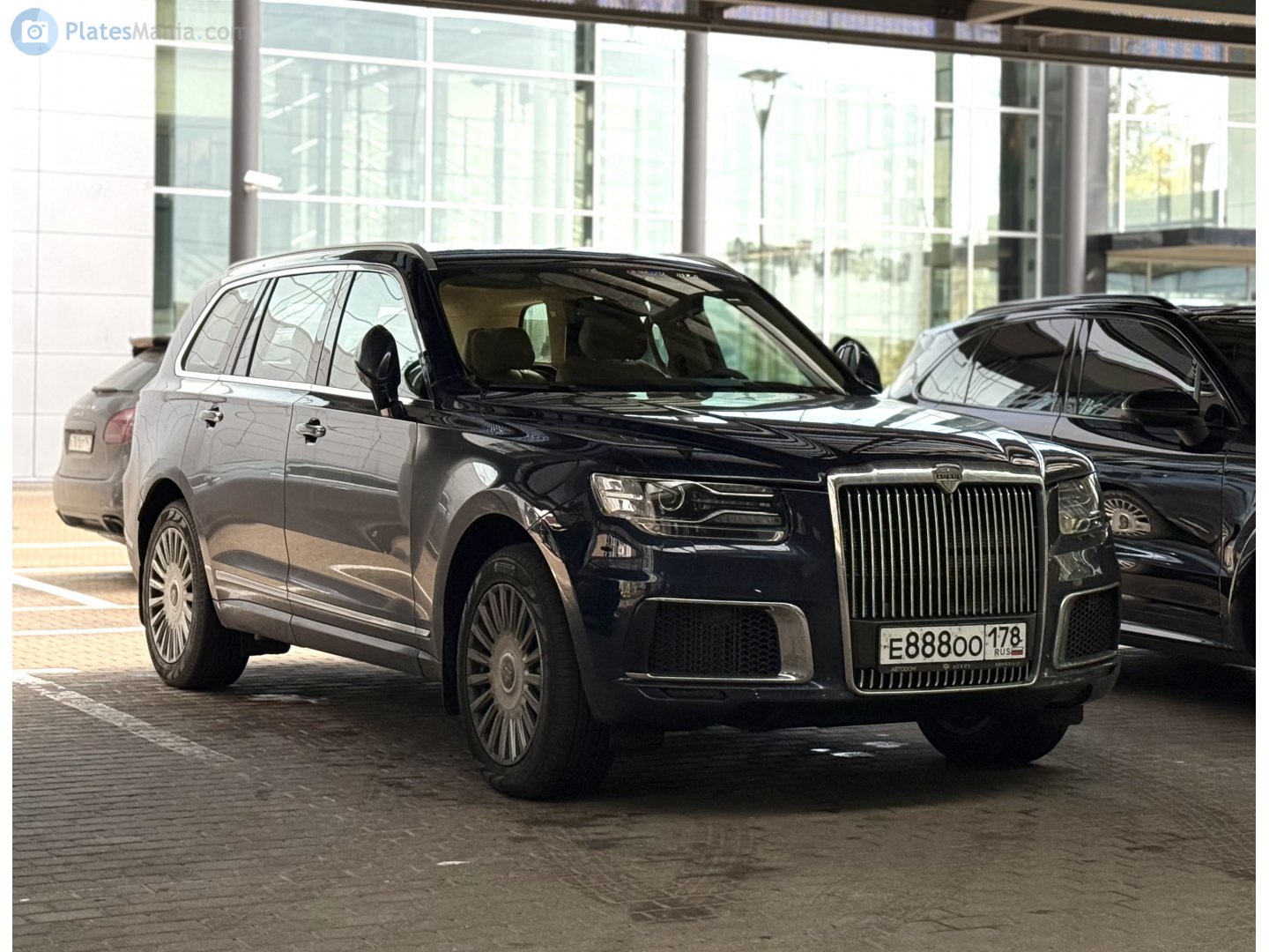 е 888 оо 178, Aurus Komendant 2022–