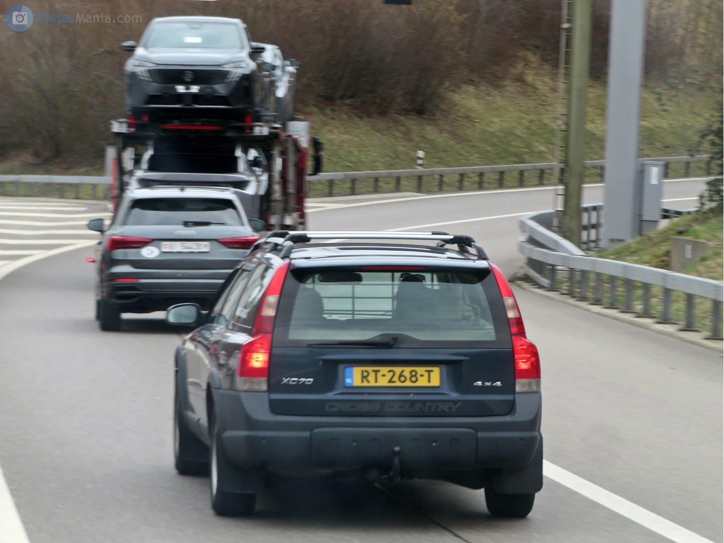 RT-268-T, Volvo V70XC 2nd gen (136), 2000–2002