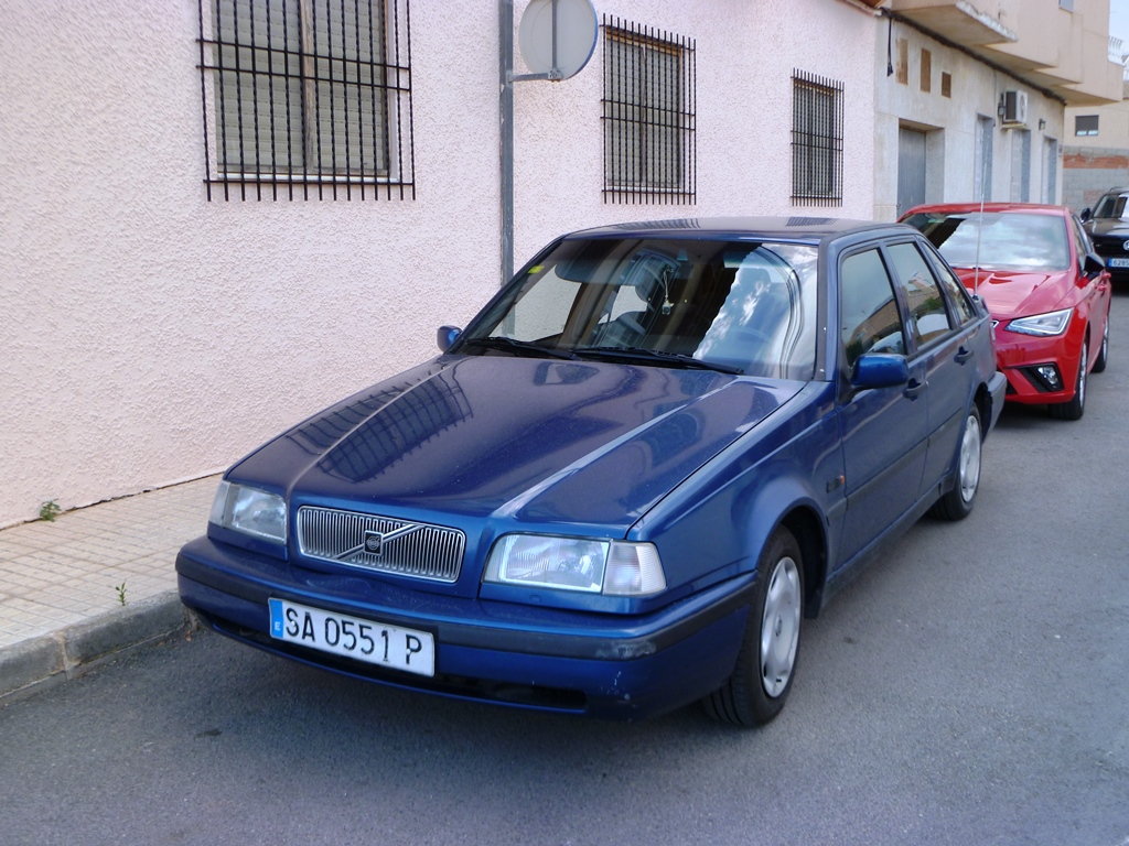 SA 0551 P, Volvo 440 1st gen (445), facelift, 1993–1996