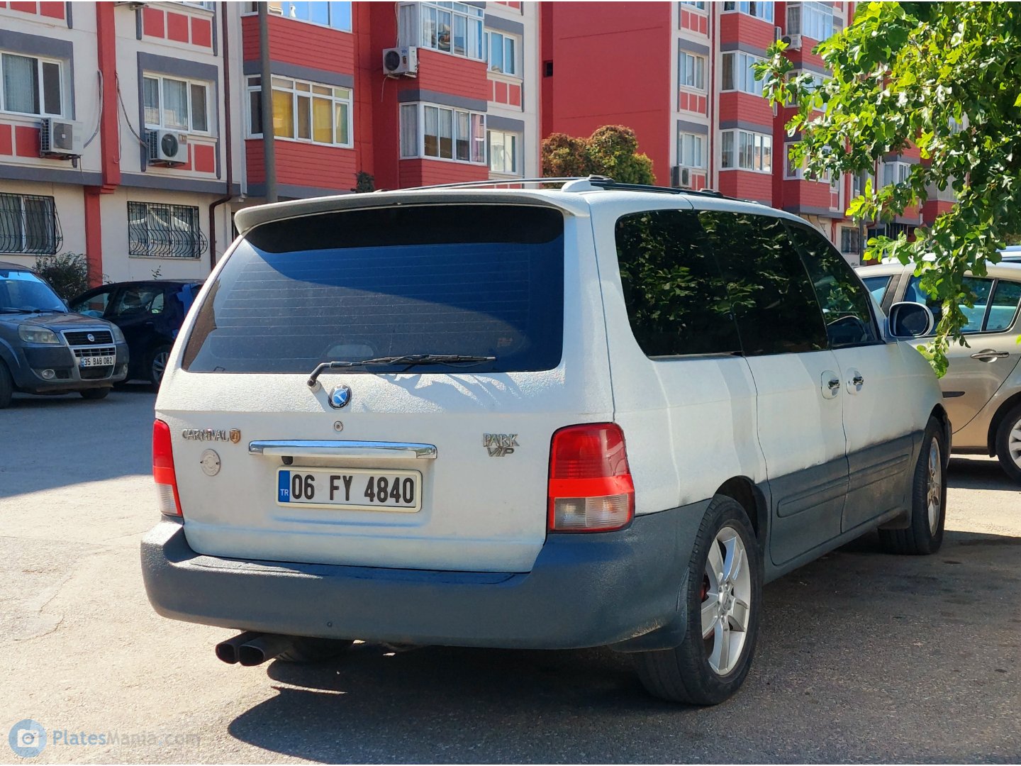 06 FY 4840, Kia Carnival 1st gen (KV) 1998–2001