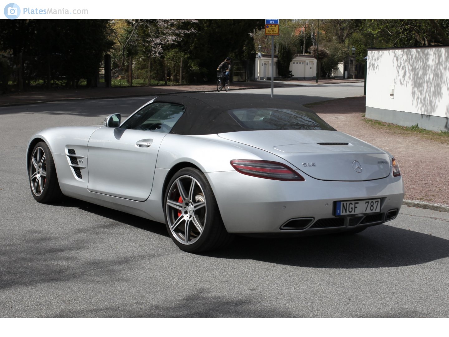 NGF 787, Mercedes-Benz SLS AMG 1st gen Roadster (R197), 2011–2014