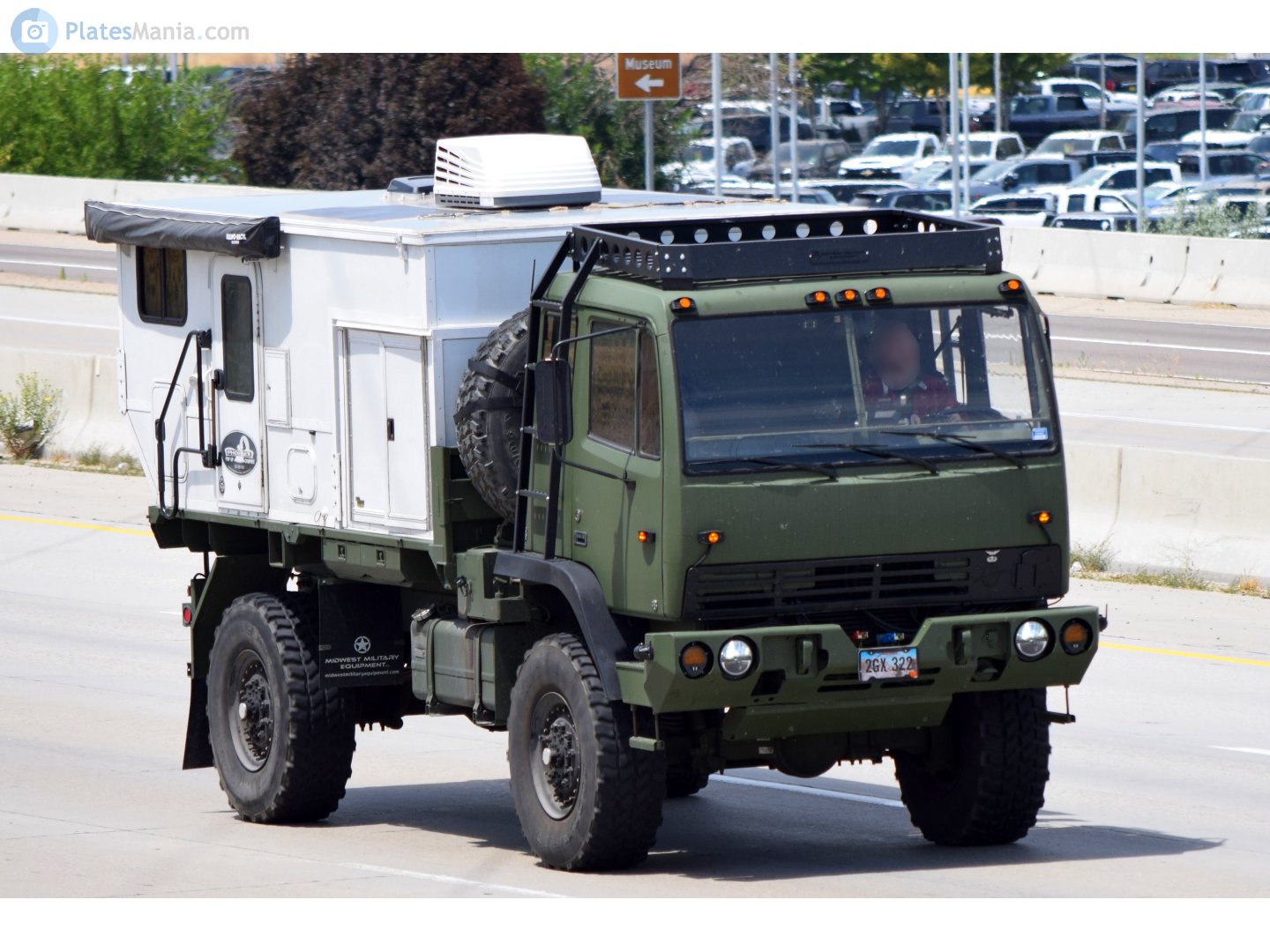 2GX 322, Stewart & Stevenson M-Series 