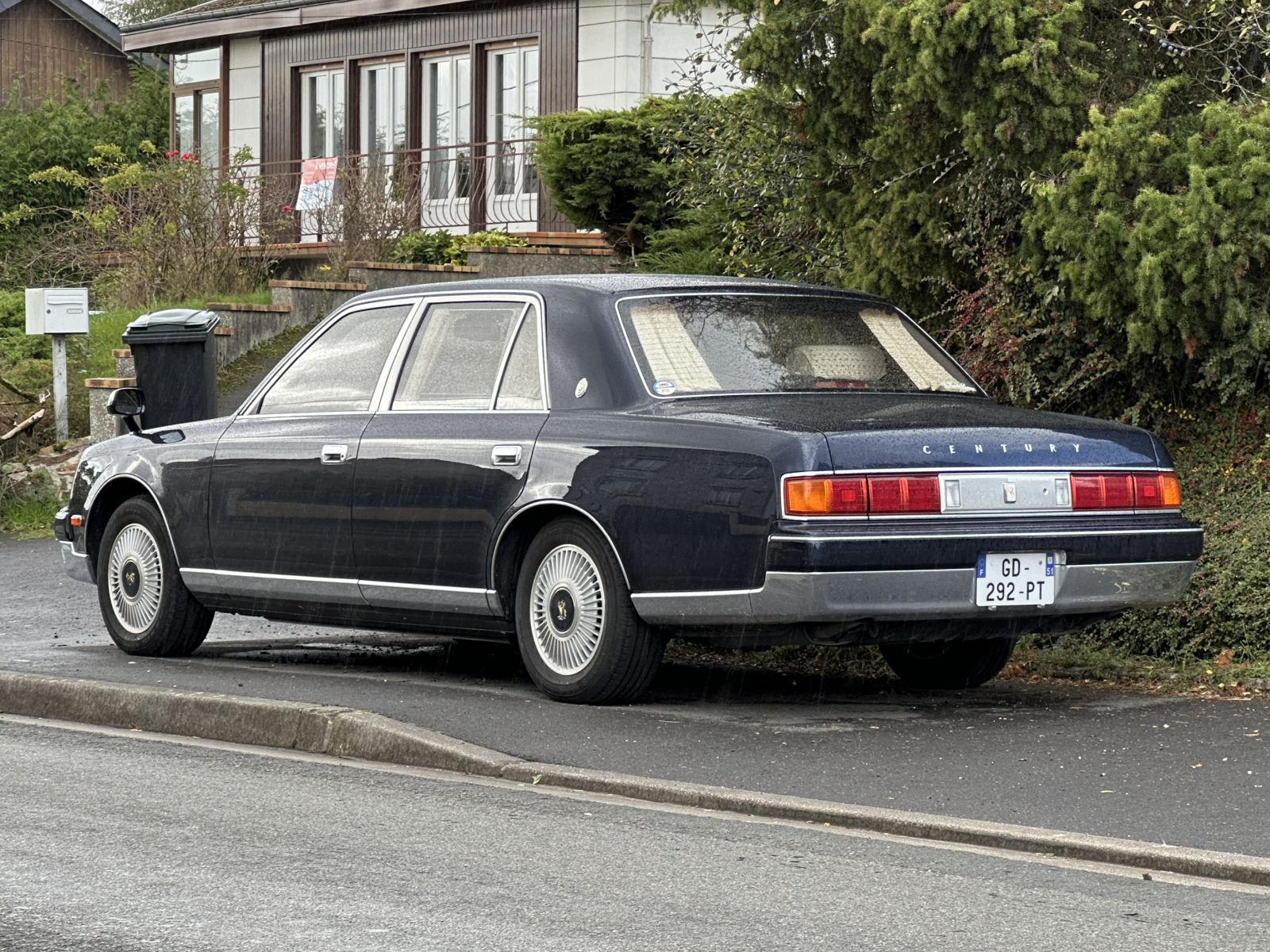 GD-292-PT, Toyota Century 3rd gen (G50), 1997–2017