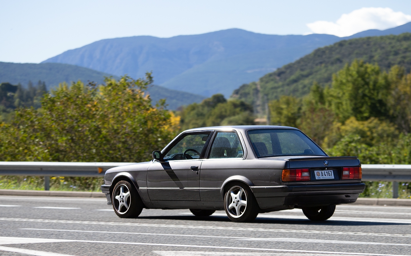 A 4167, BMW 3 Series 2nd gen Coupé (E30), 1982–1991