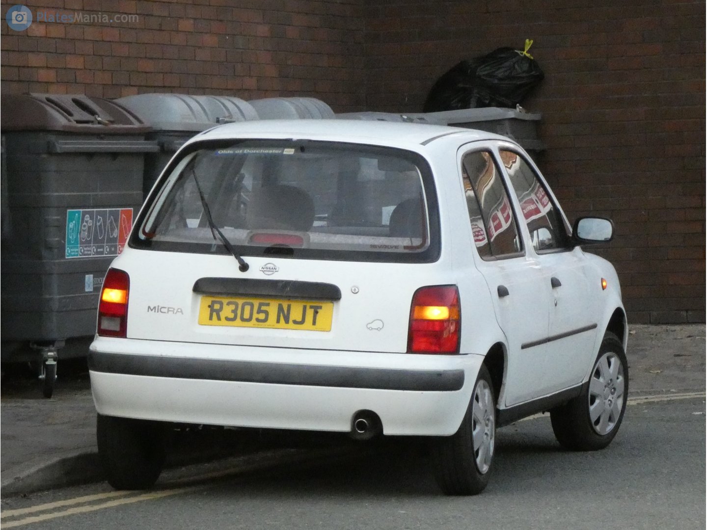 R305NJT, Nissan Micra 2nd gen 5-door Hatch (K11), 1992–2003