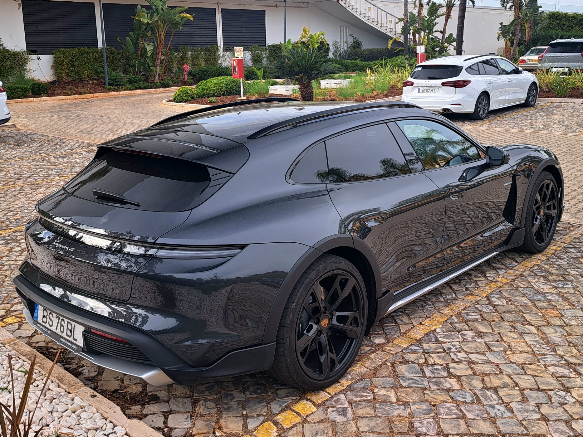 BS 76 BL, Porsche Taycan 1st gen Cross Turismo (9J1), facelift, 2024–