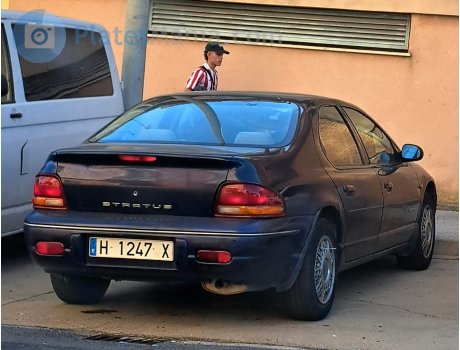 H 1247 X, Chrysler Stratus