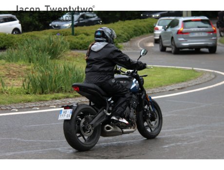 HD-777-DX, Triumph Motorcycles Trident