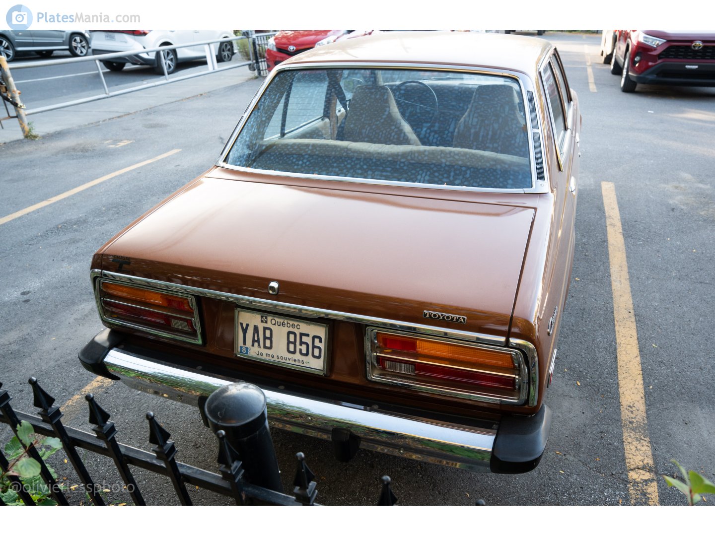 YAB 856, Toyota Corona 5th gen (Toyopet Corona) 4-door Sedan (T100/T120), 1973–1978