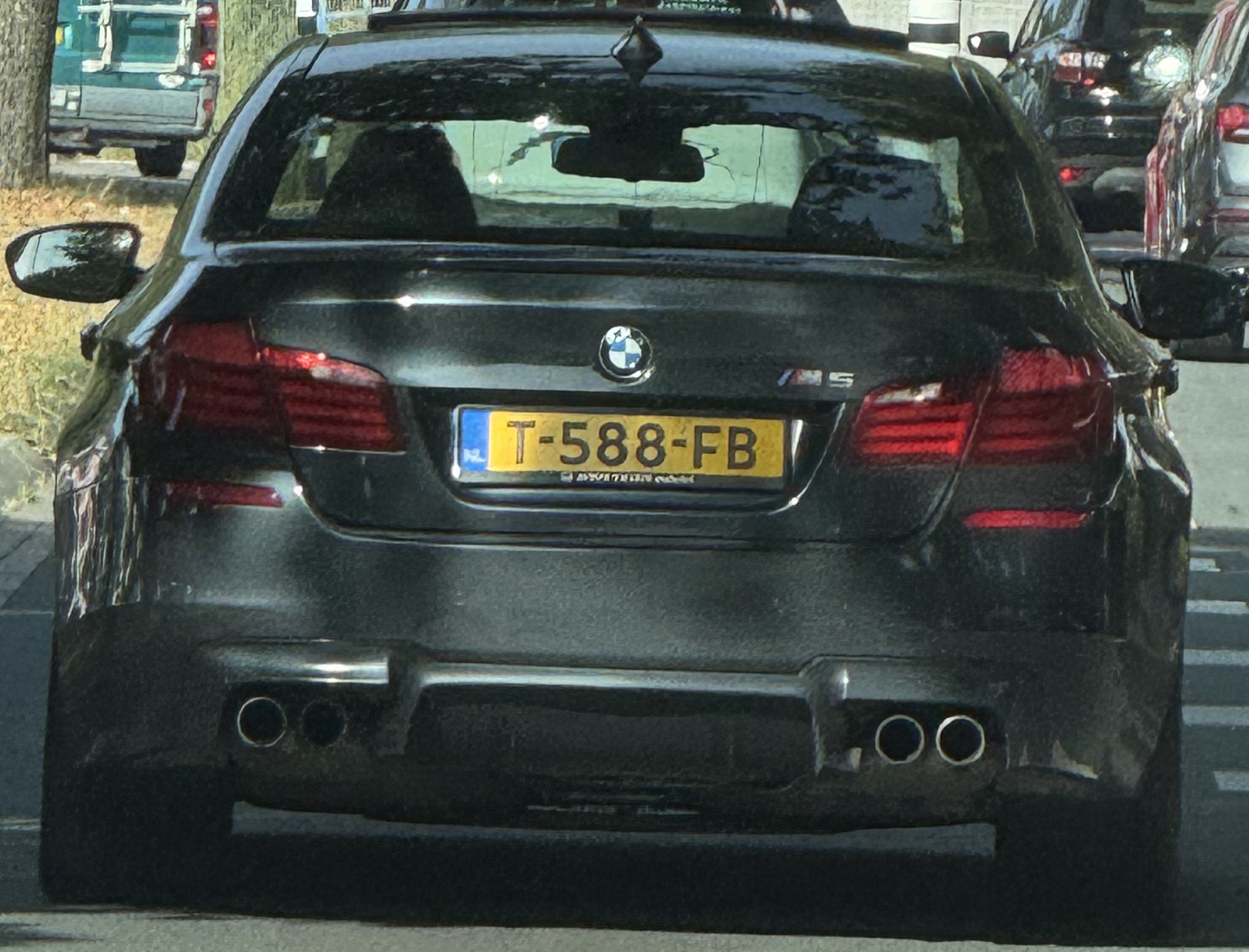 T-588-FB, BMW M5 5th  gen (F10), 2011–2016