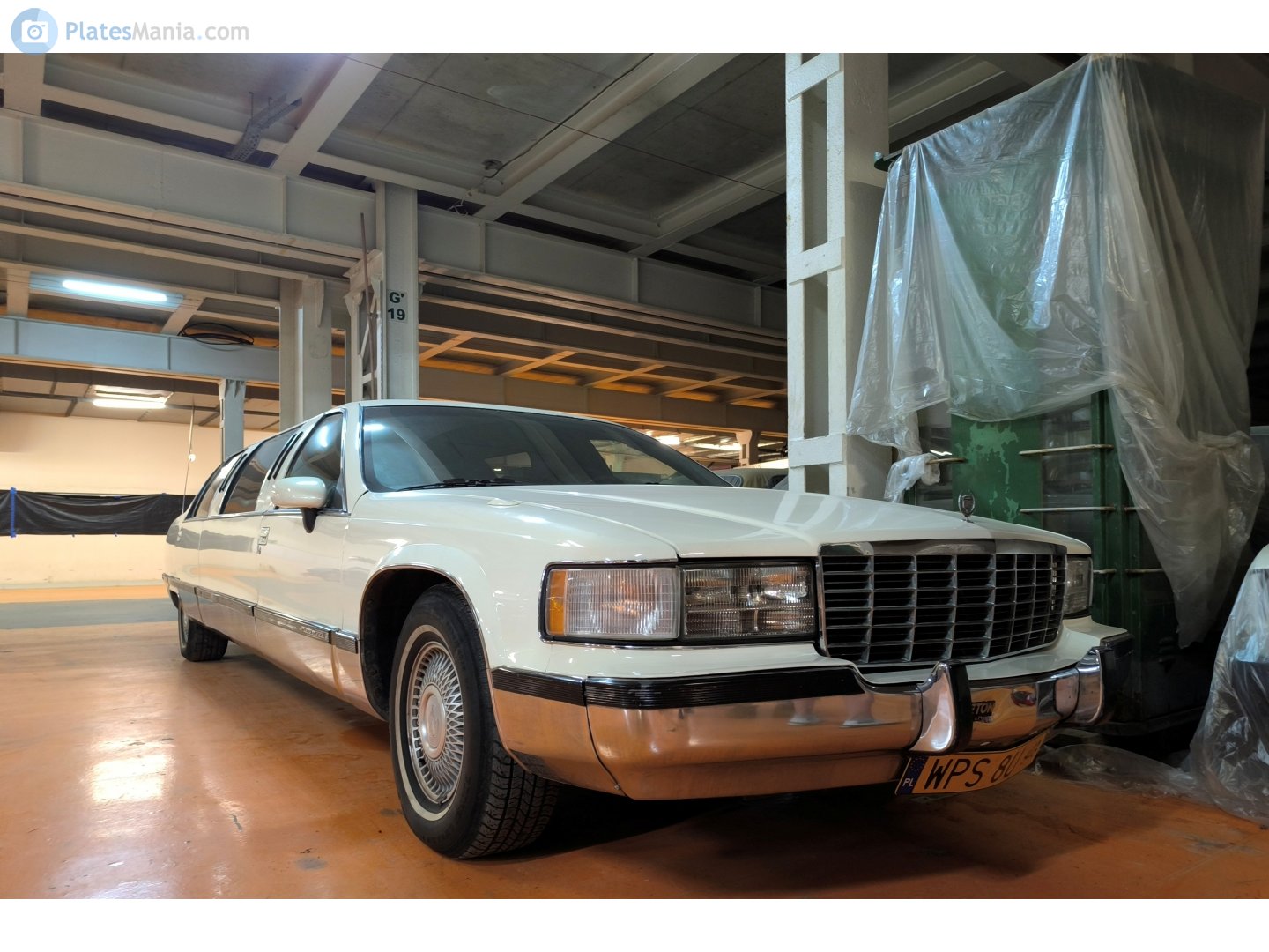 WPS 8U, Cadillac Fleetwood 2nd gen Limousine (D-body), 1992–1996