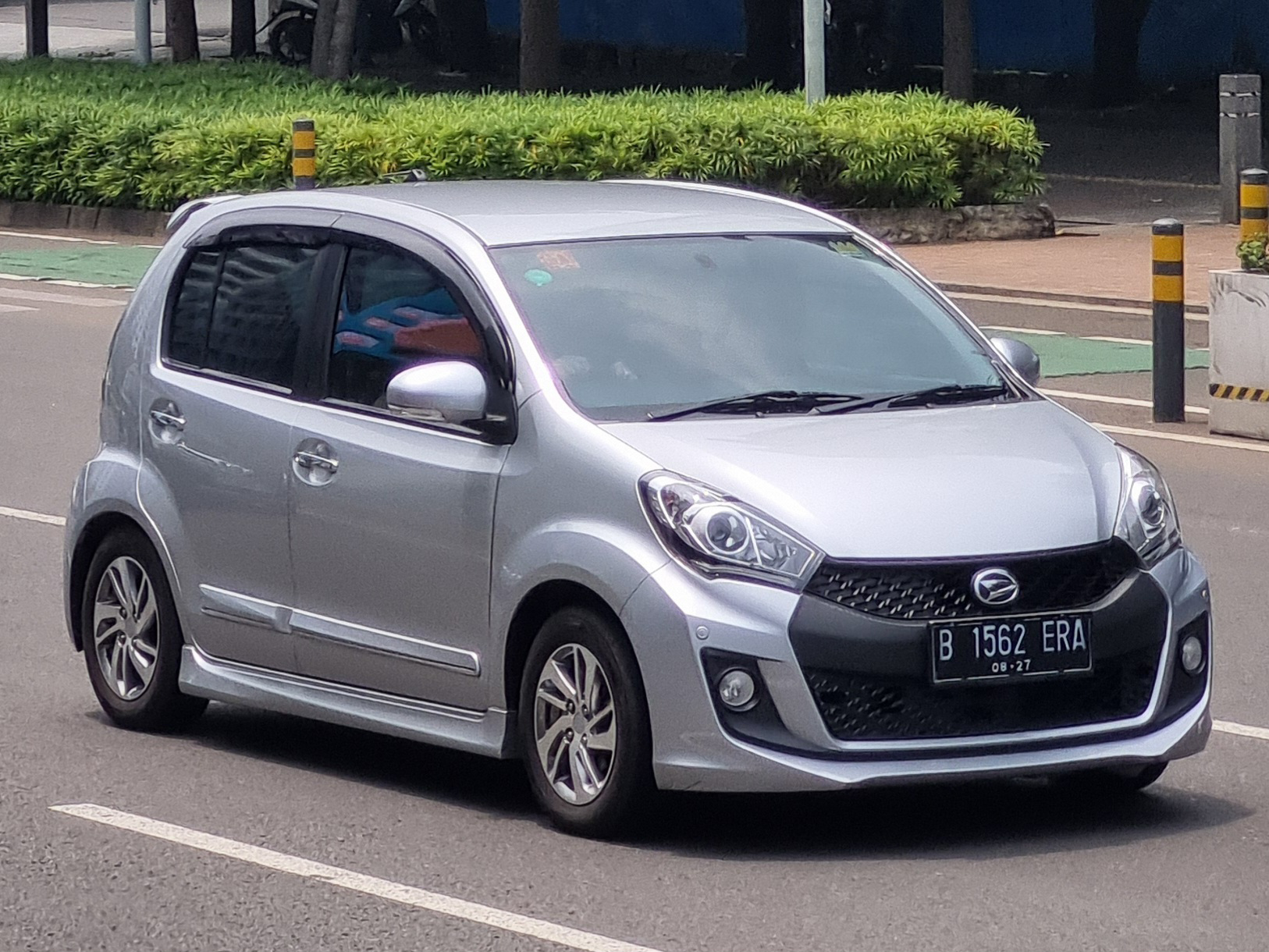 B 1562 ERA, Daihatsu Sirion 3rd gen (M600; ID-market), facelift, 2015–2018
