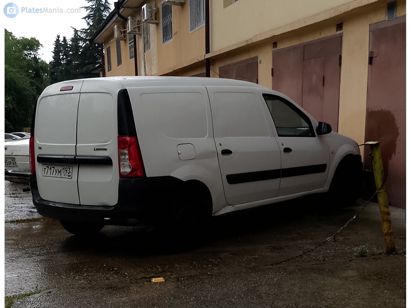 т 717 ум 193, Lada (VAZ) Largus 