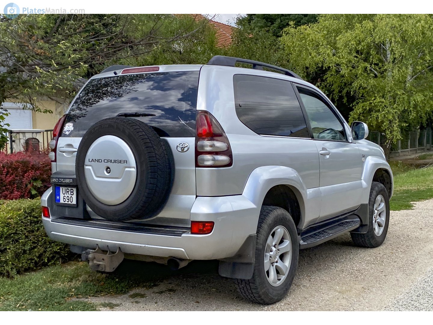 URB-690, Toyota Land Cruiser Prado 3rd gen 3-door SUV (J125), 2002–2009