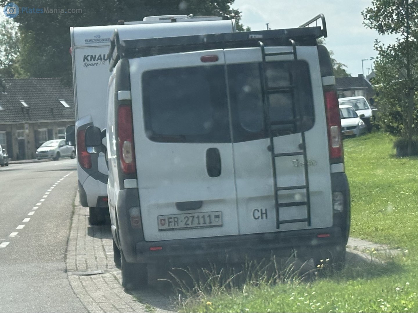 FR 27111, Renault Trafic 2nd gen (X83), 2001–2014