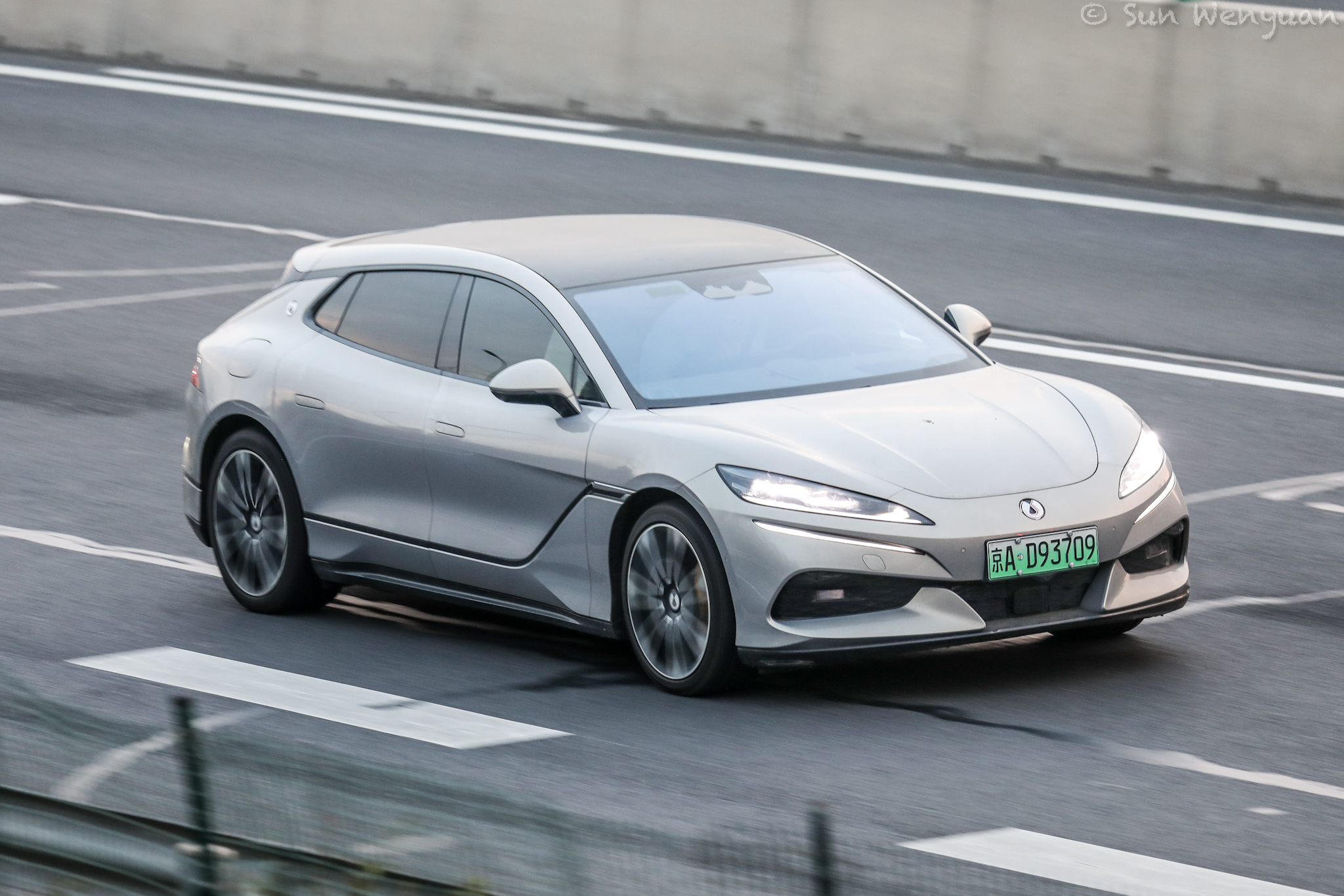 京A·D93709, Denza (Tengshi) Z9 1st gen GT Shooting-brake EV, 2024–