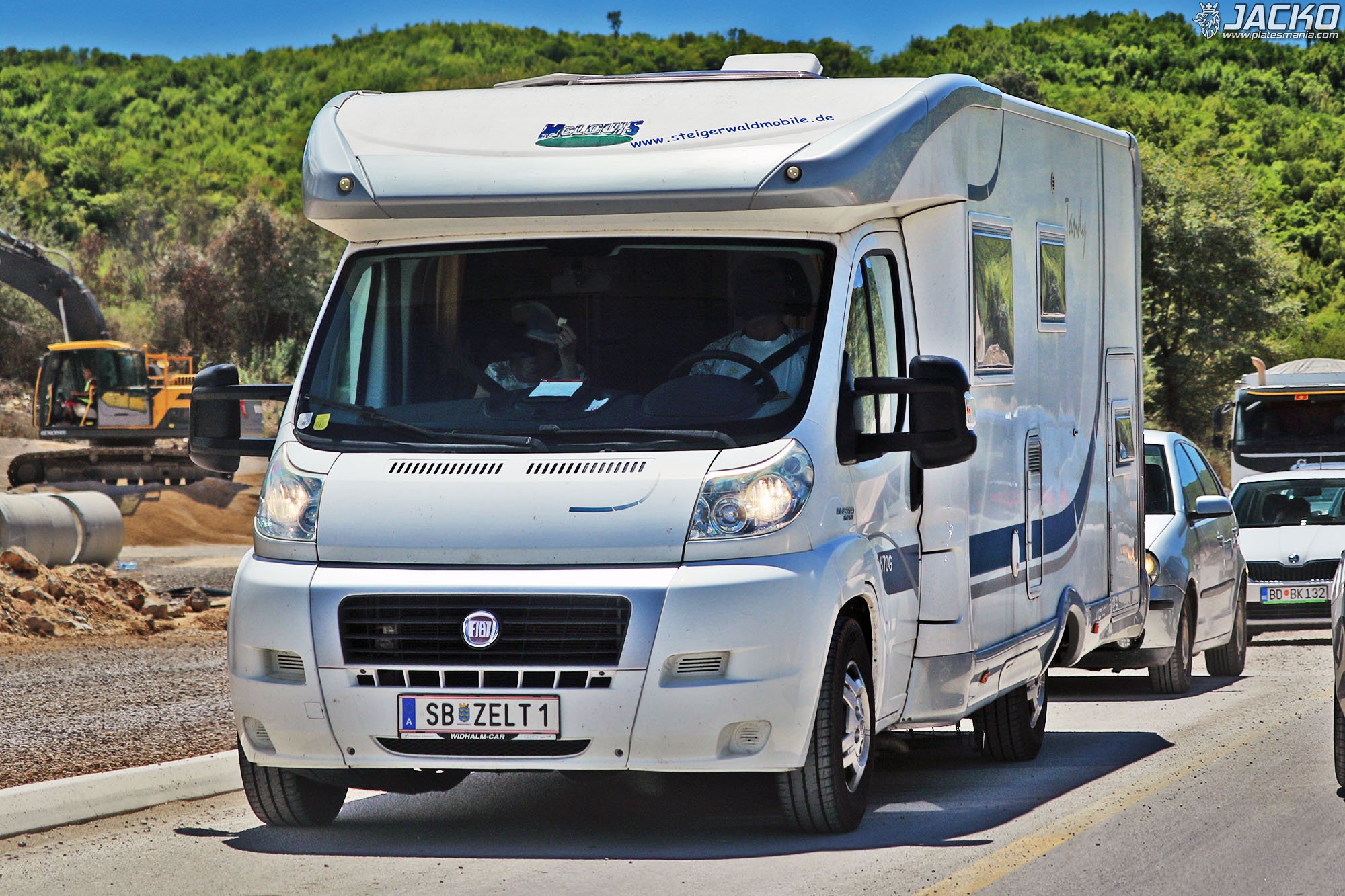 SB ZELT 1, McLouis Tandy 