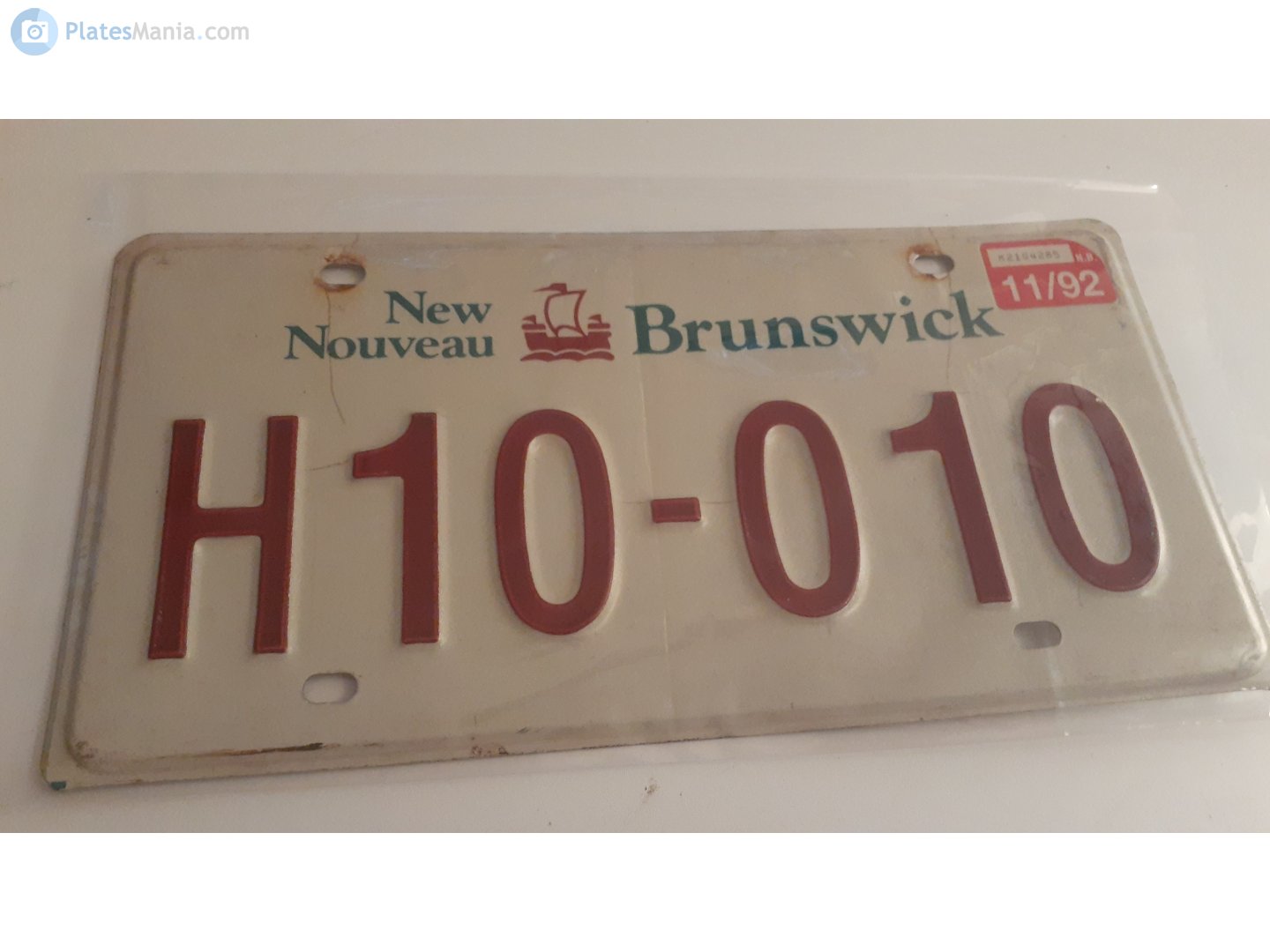 H10 010, License plate without vehicle 