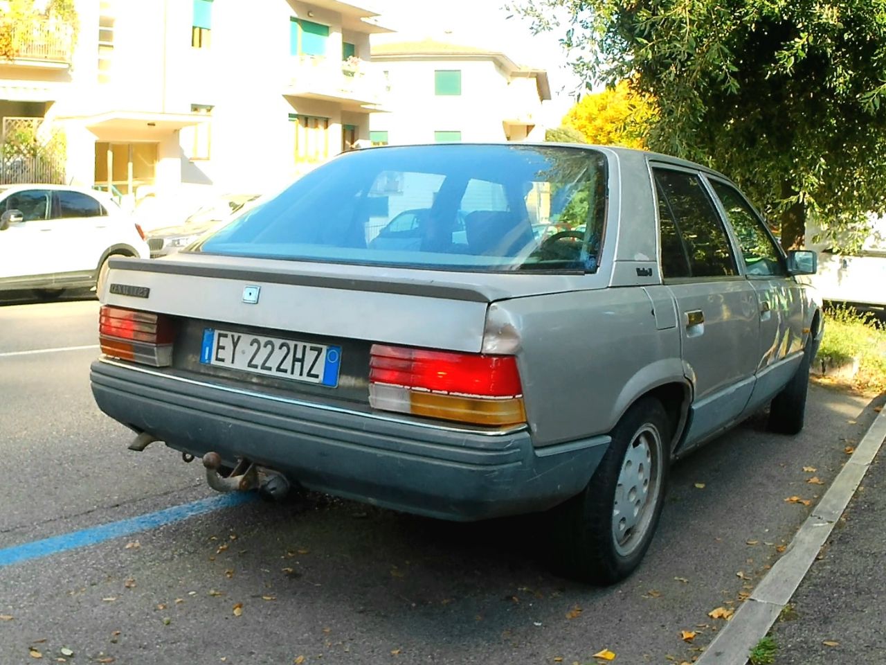 EY 222 HZ, Renault 25 1st gen (B29), 1984–1988