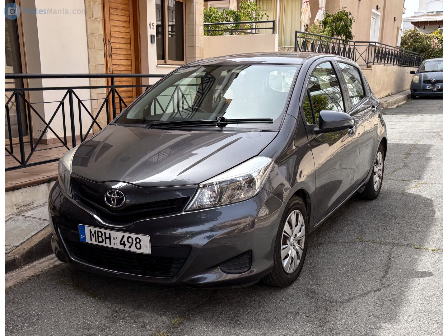 MBH 498, Toyota Yaris 3rd gen 5-door Hatch (XP130), 2011–2014