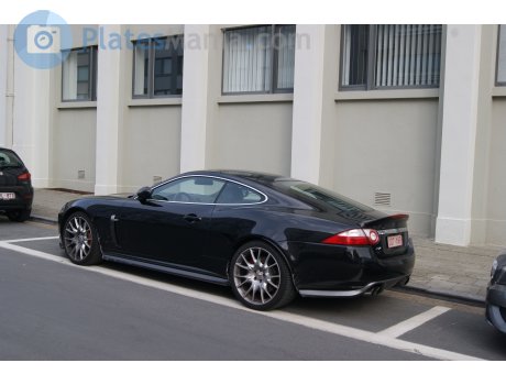 007-XKR, Jaguar XKR-S