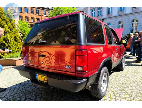 D 7TK, Ford Explorer