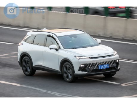 京J·NZ186, BAIC Beijing Rubic′s Cube