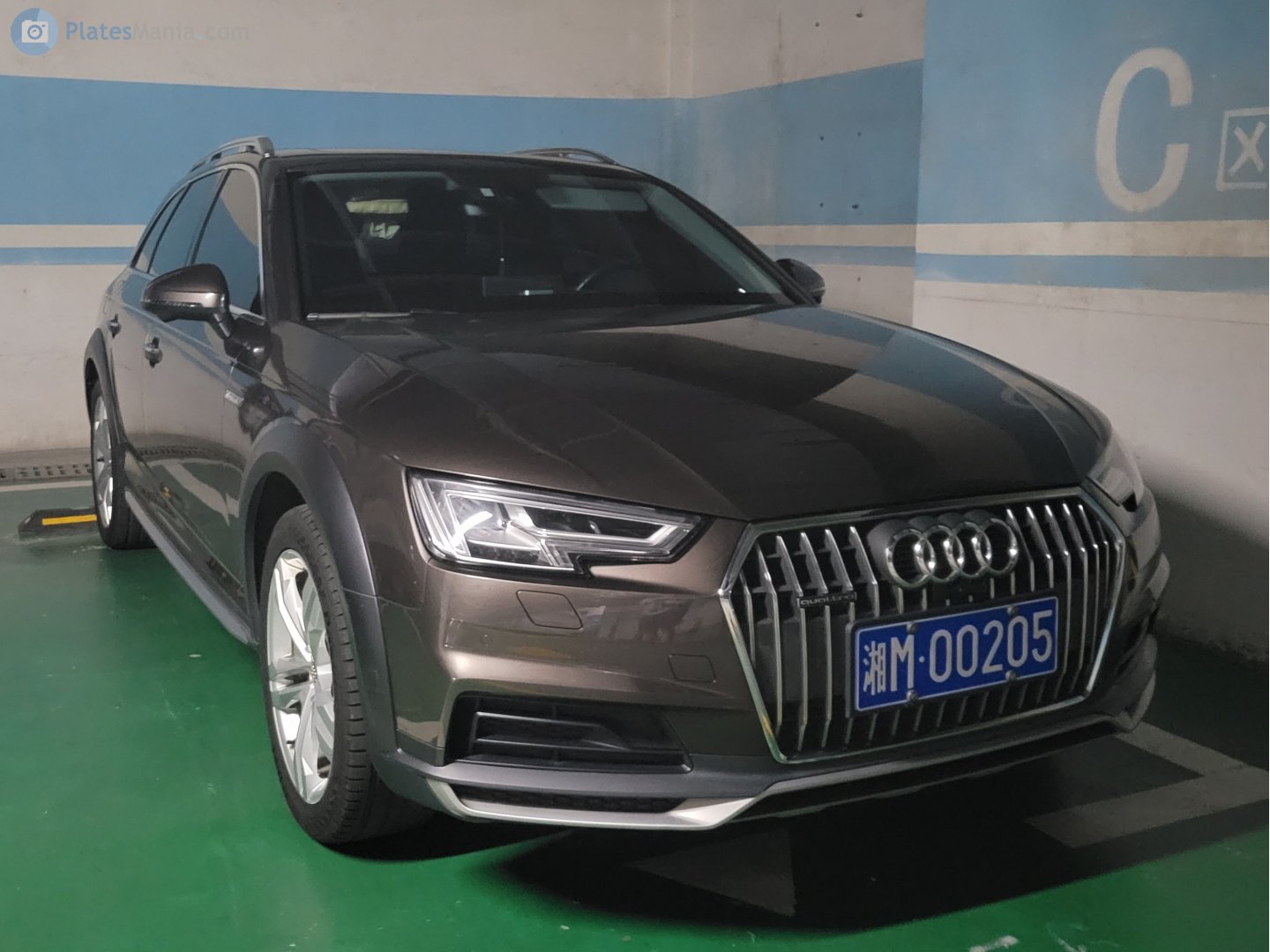 湘M·00205, Audi A4 5th gen Allroad (B9/8WH), 2015–2019