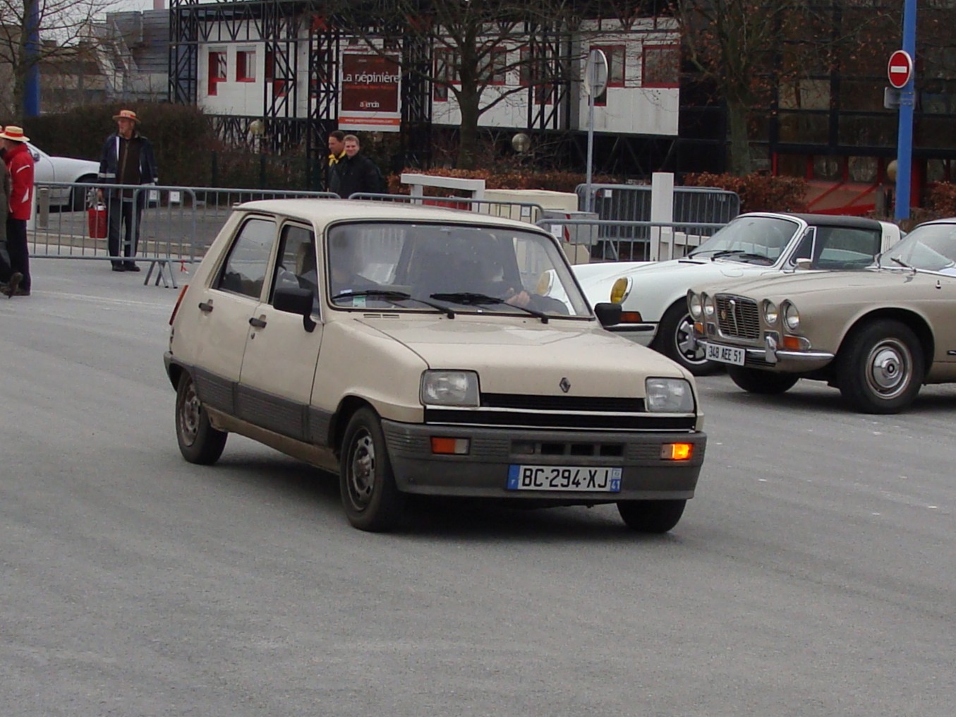 BC-294-XJ, Renault 5 1st gen 5-door Hatch (122), 1980–1985