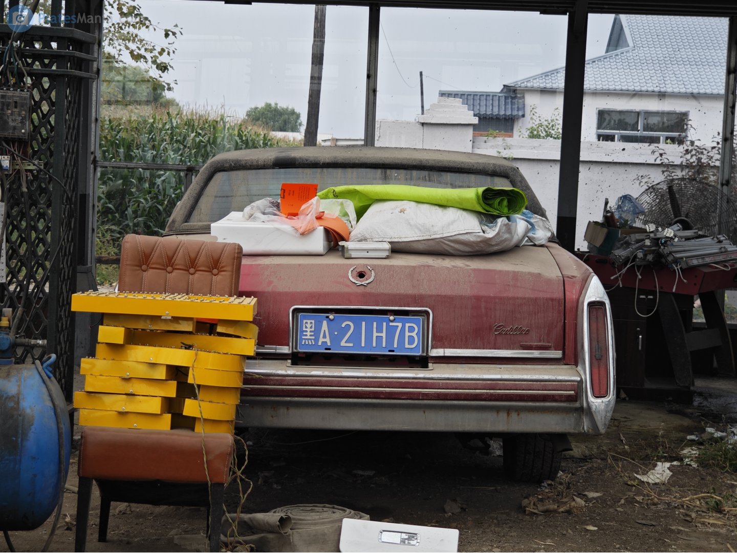 黑A·21H7B, Cadillac Brougham 1st gen (W69; D-body), 1986–1989