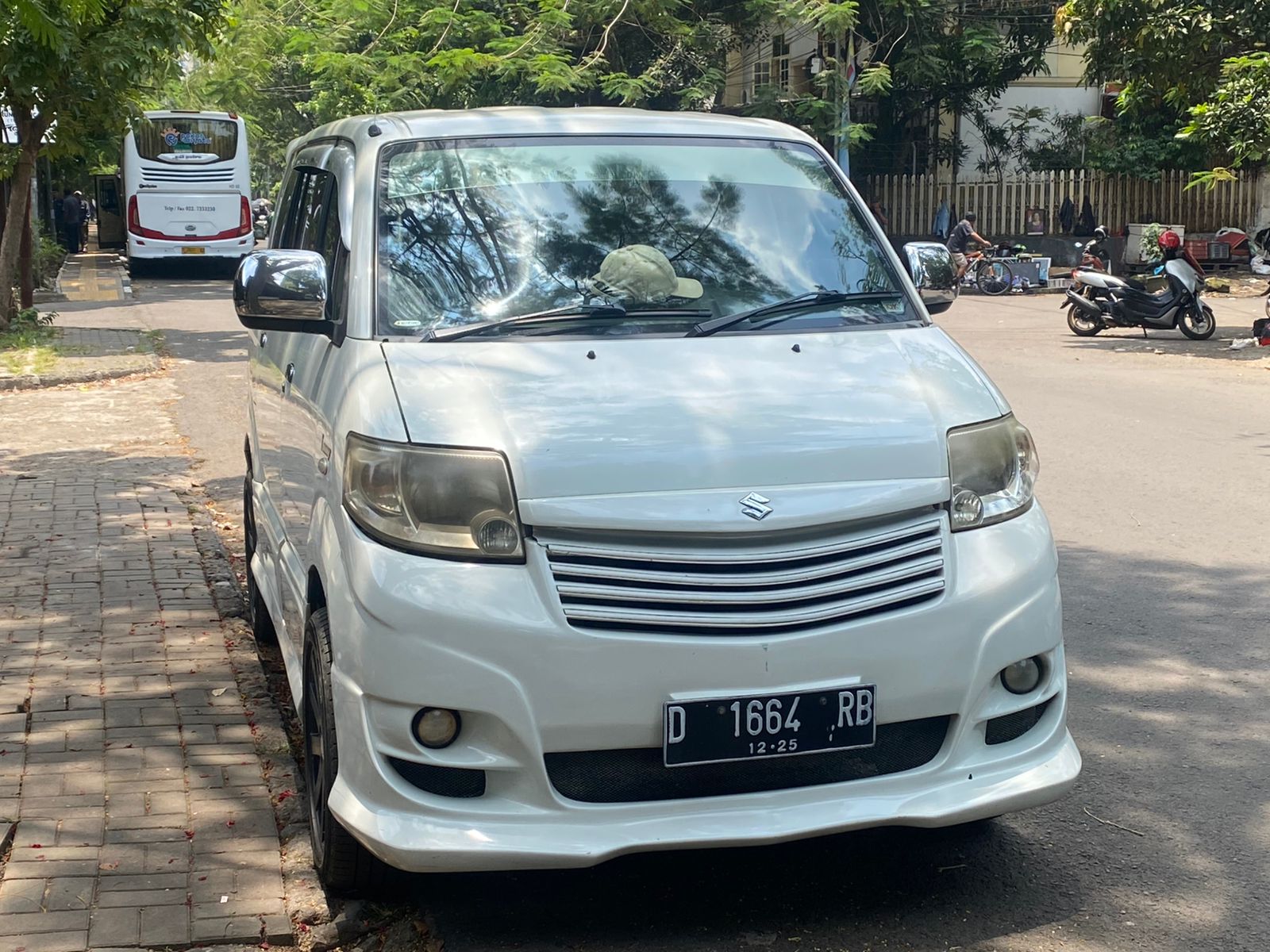 D 1664 RB, Suzuki APV 1st gen Luxury (DN), 2009–