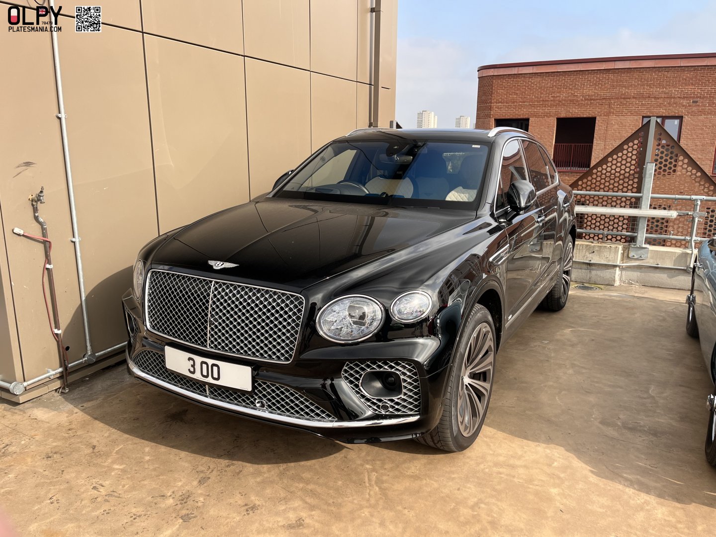 3OO, Bentley Bentayga 1st gen (PL71), facelift, 2020–