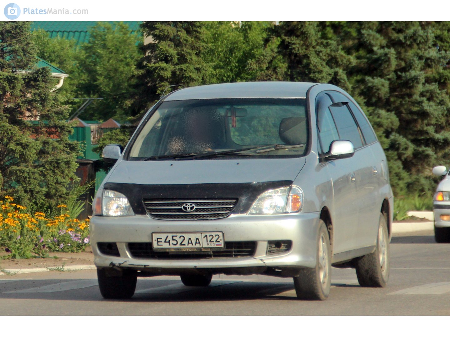 е 452 аа 122, Toyota Nadia 1st gen (XN10), 1998–2003