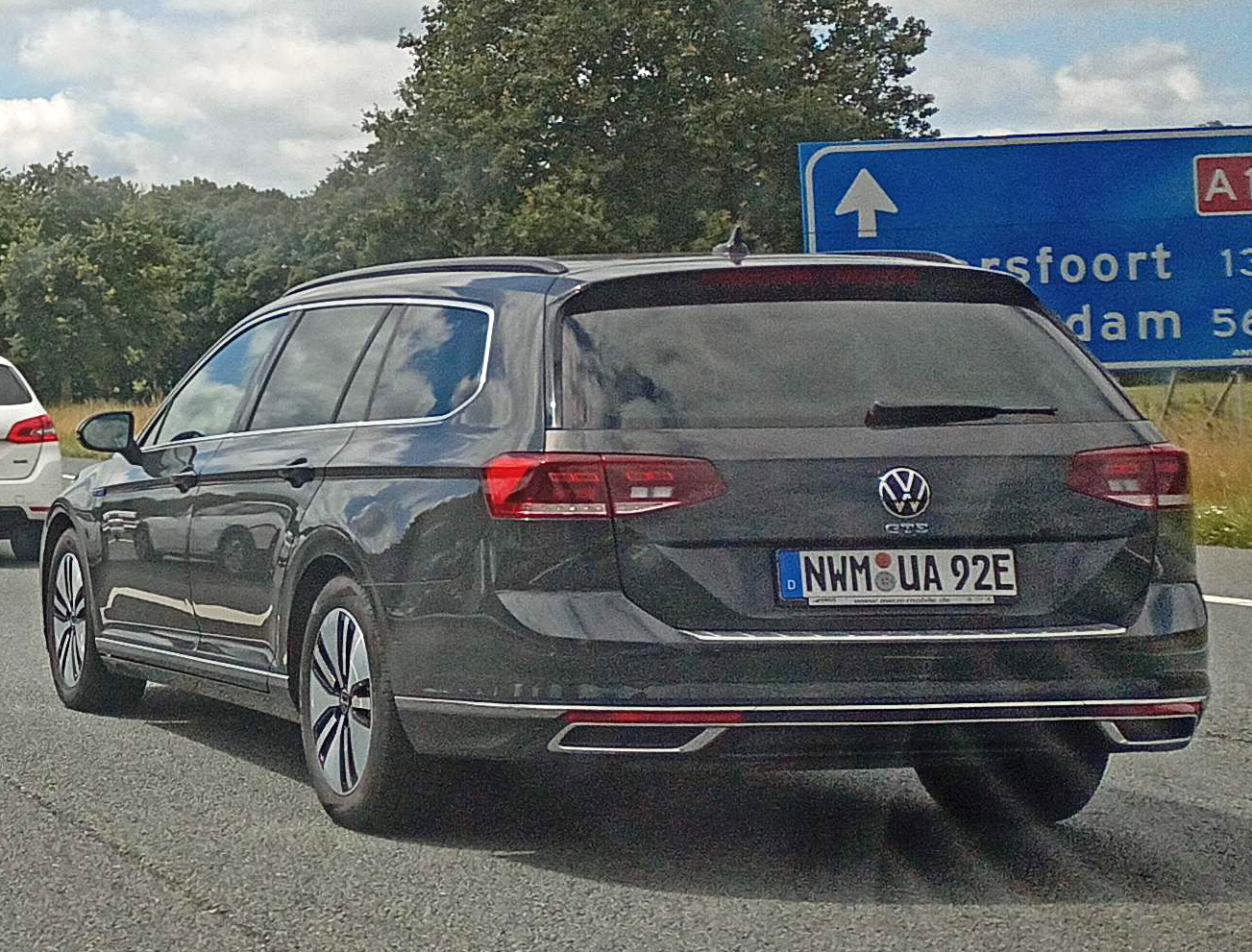 NWM UA 92 E, Volkswagen Passat 8th gen Variant (B8; 3G), 2015–2023