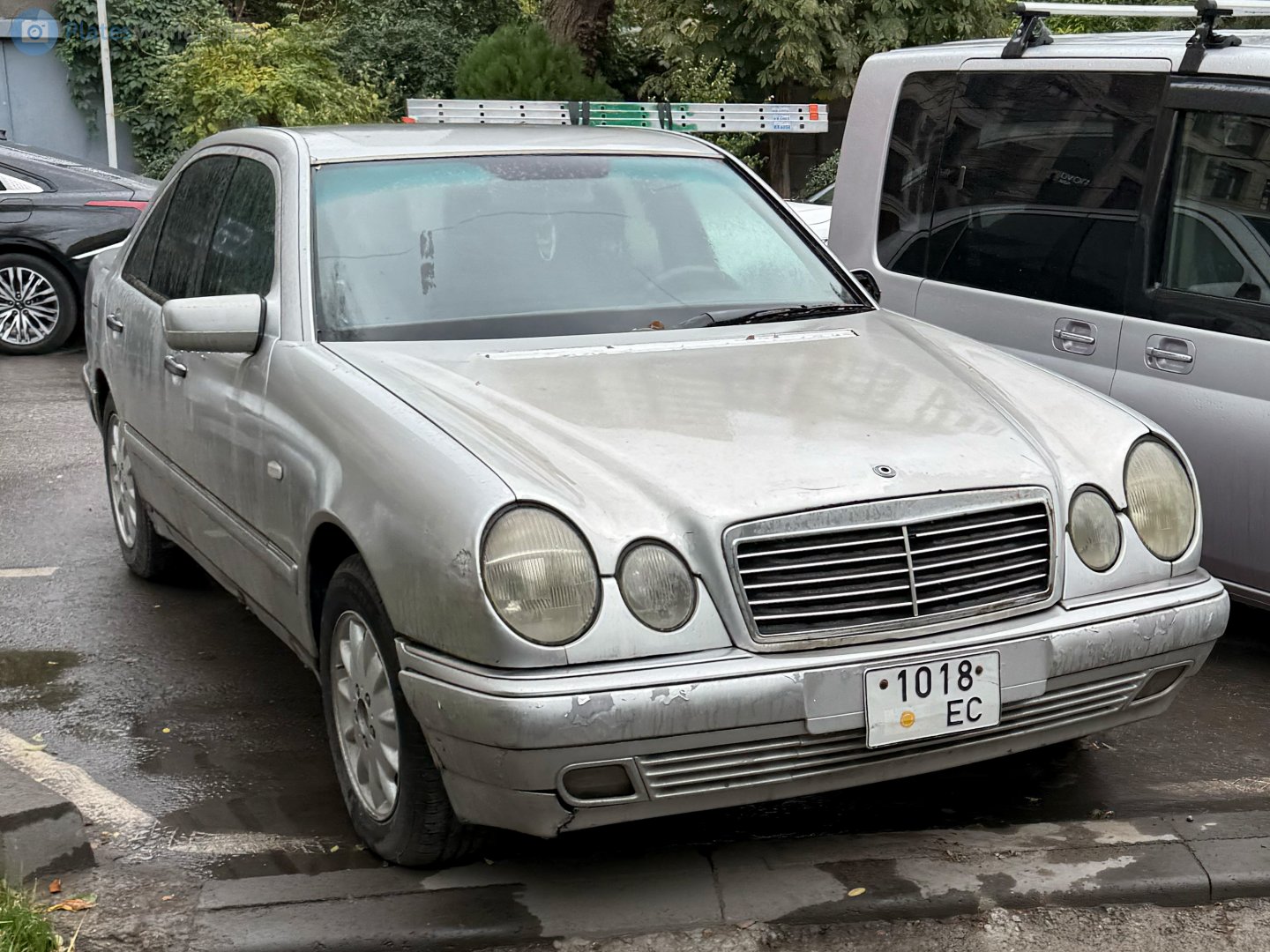 E 1018 C, Mercedes-Benz E-Klasse 2nd gen Sedan (W210), 1995­–2002