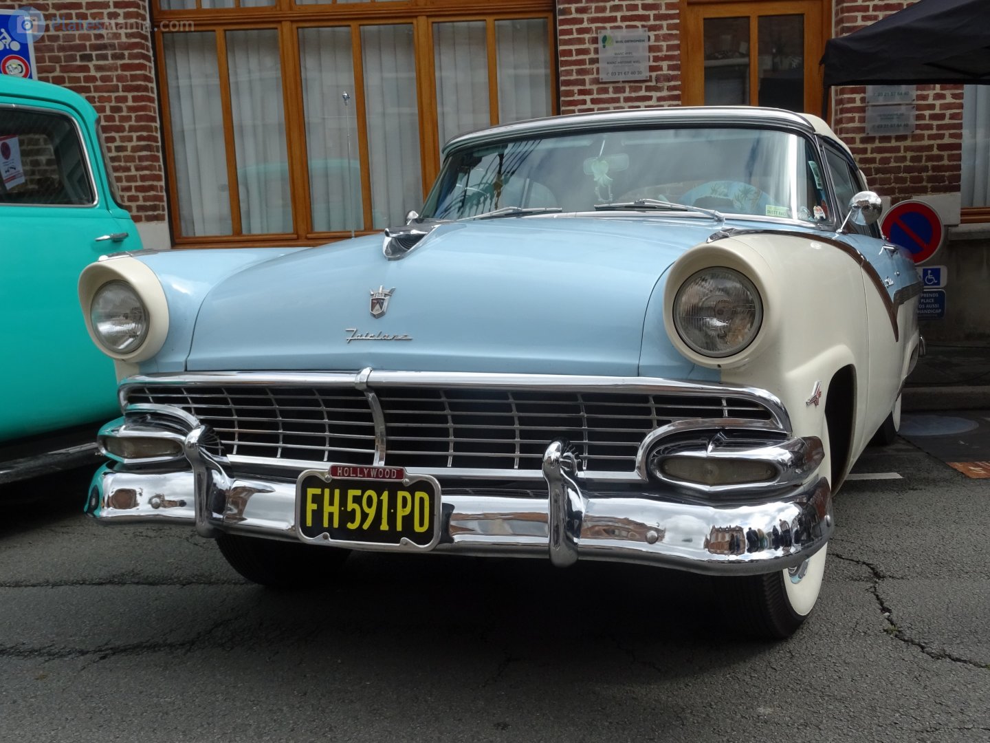 FH-591-PD, Ford Fairlane Americas: 1st gen, 1955–1956