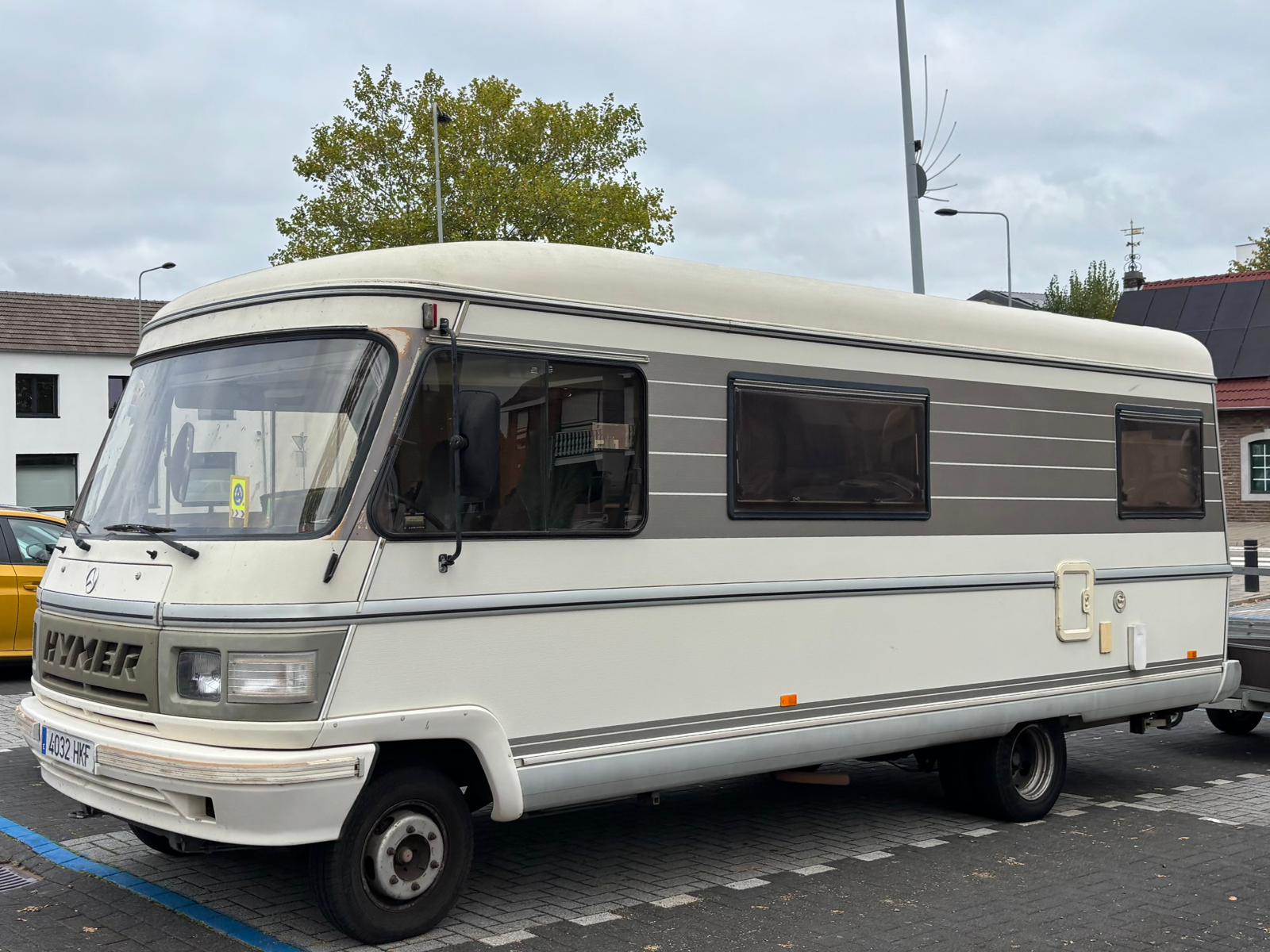 4032 HKF, Hymer Mobil 5th gen S-Klasse 550/555/560/660/665/670/700 (Mercedes-Benz Chassis), 1988–1995