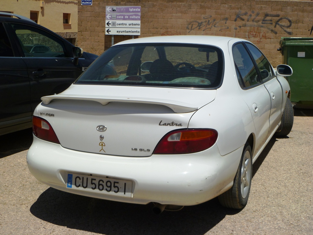 CU 5695 I, Hyundai Lantra 2nd gen Sedan (J2), 1995–1998