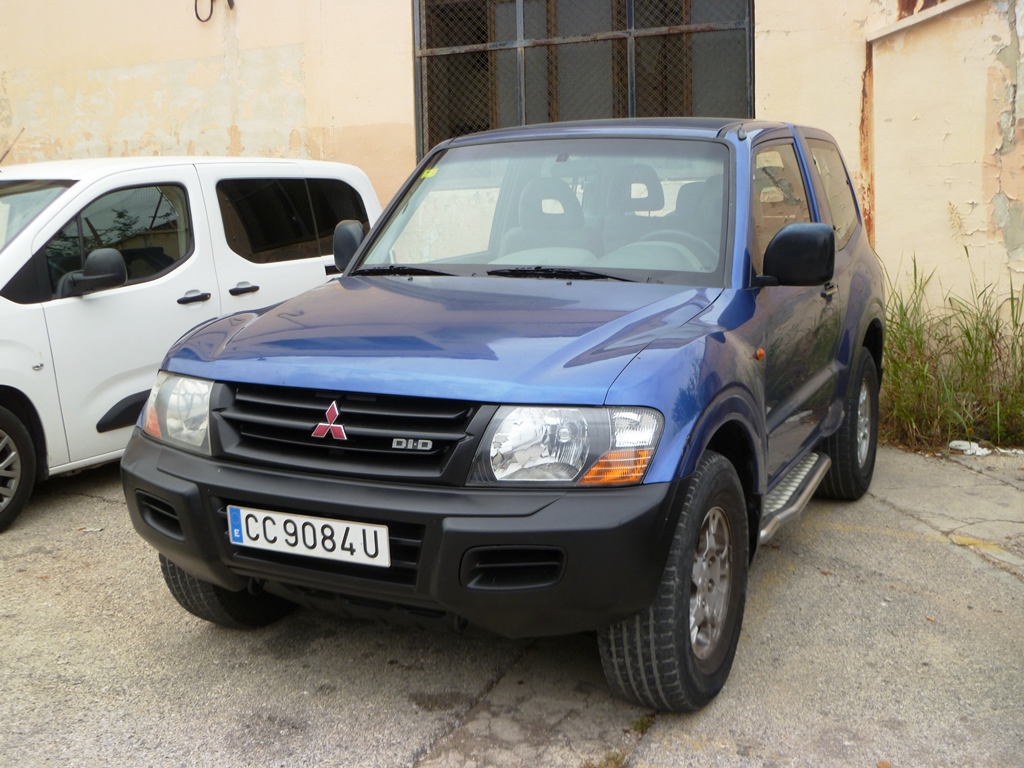 CC 9084 U, Mitsubishi Montero 3rd gen 3-door SUV (V60/NM/NP), 1999–2006