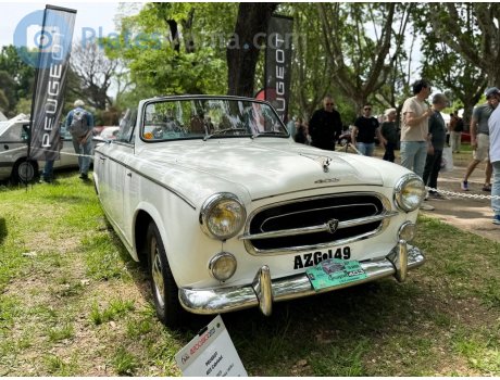 AZG 149, Peugeot 403