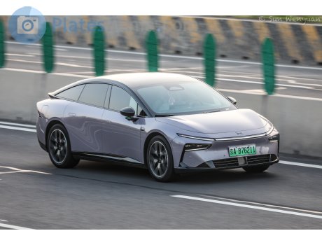 京A·B76211, XPeng P7+