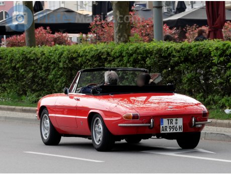 TR AR 996H, Alfa Romeo Spider