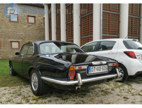 OT AD-026, Jaguar XJ