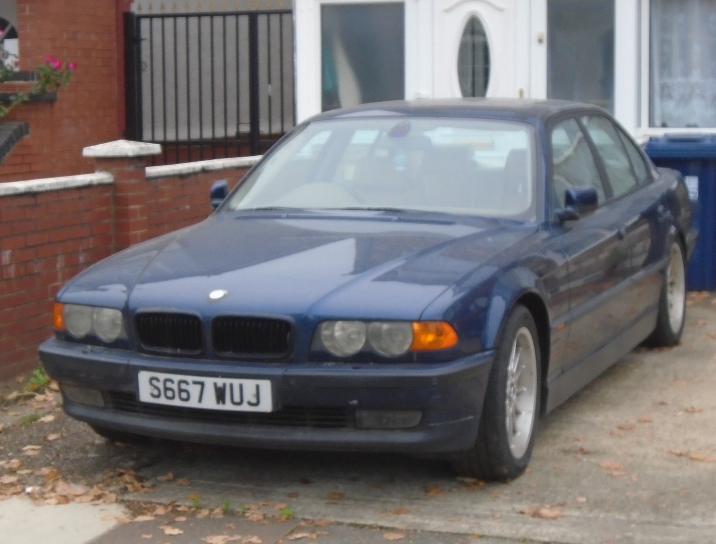 S667WUJ, BMW 7 Series 3rd gen (E38), 1995–2001