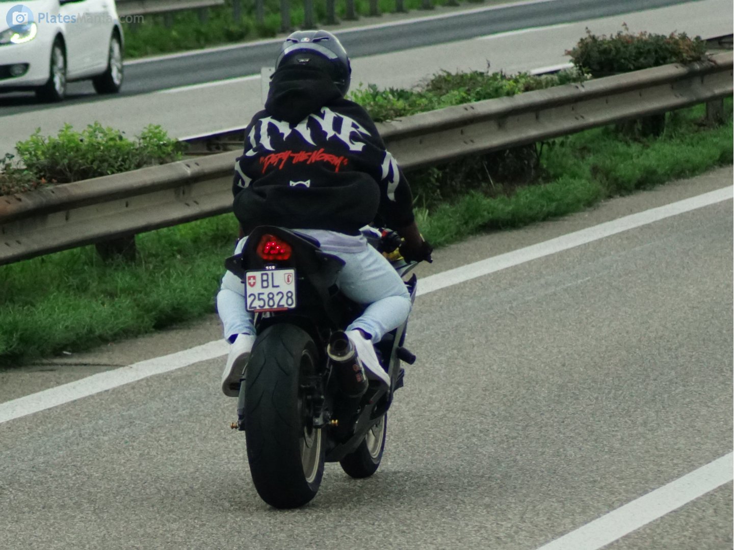 BL 25828, Yamaha YZF 4th gen R6, 2006–2017