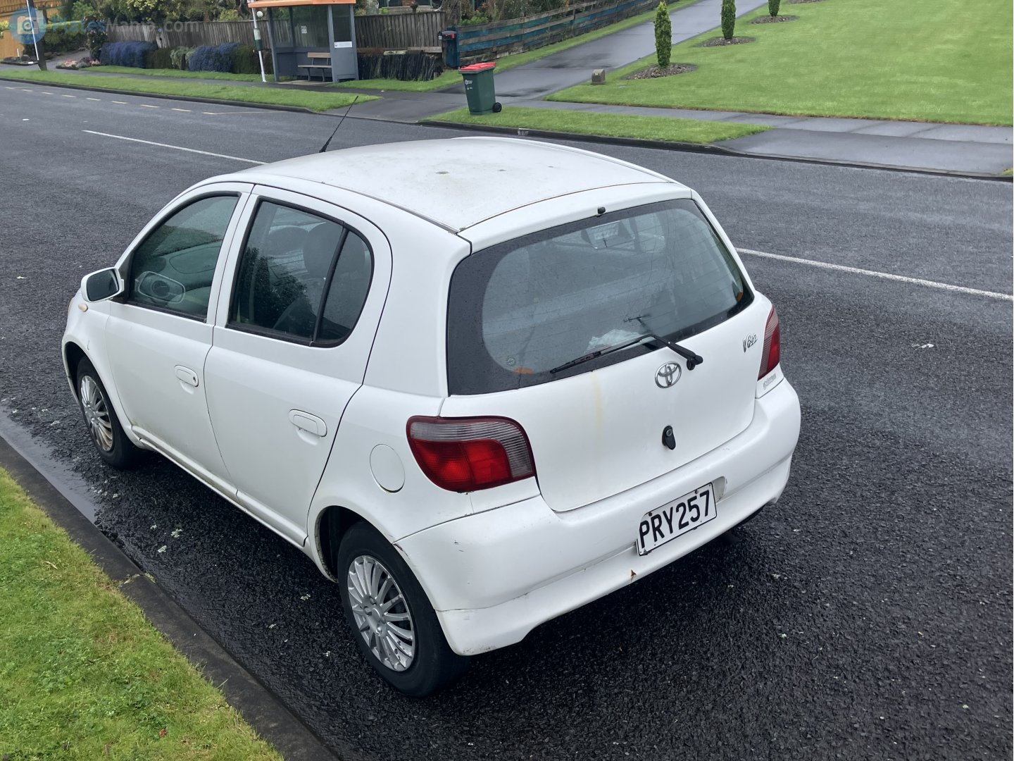 PRY257, Toyota Vitz 1st gen 5-door Hatch (XP10), 1999–2005