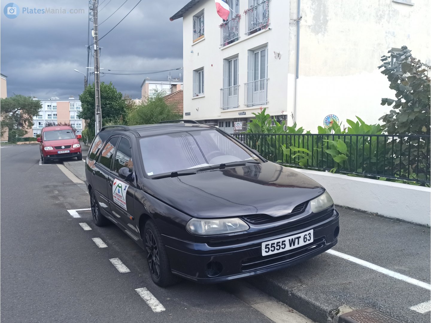 5555 WT 63, Renault Laguna 1st gen Estate (X56), 1994–2001