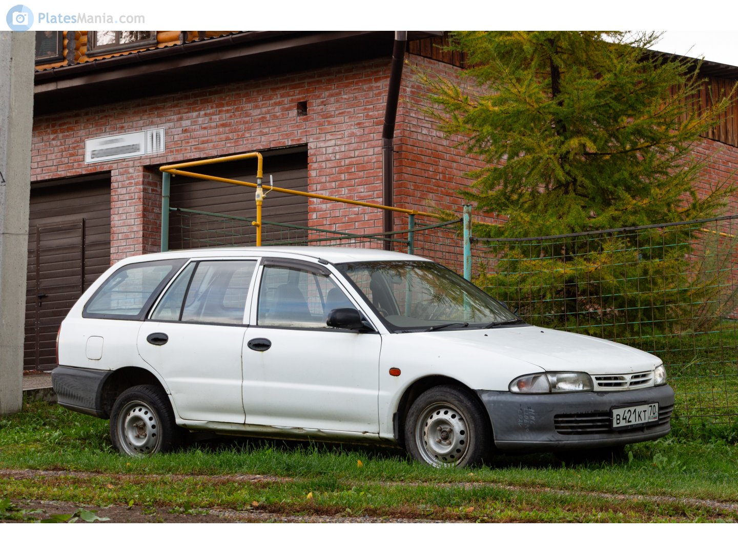 в 421 кт 70, Mitsubishi Libero 1st gen (CA/CB/CC/CD), 1992–2002