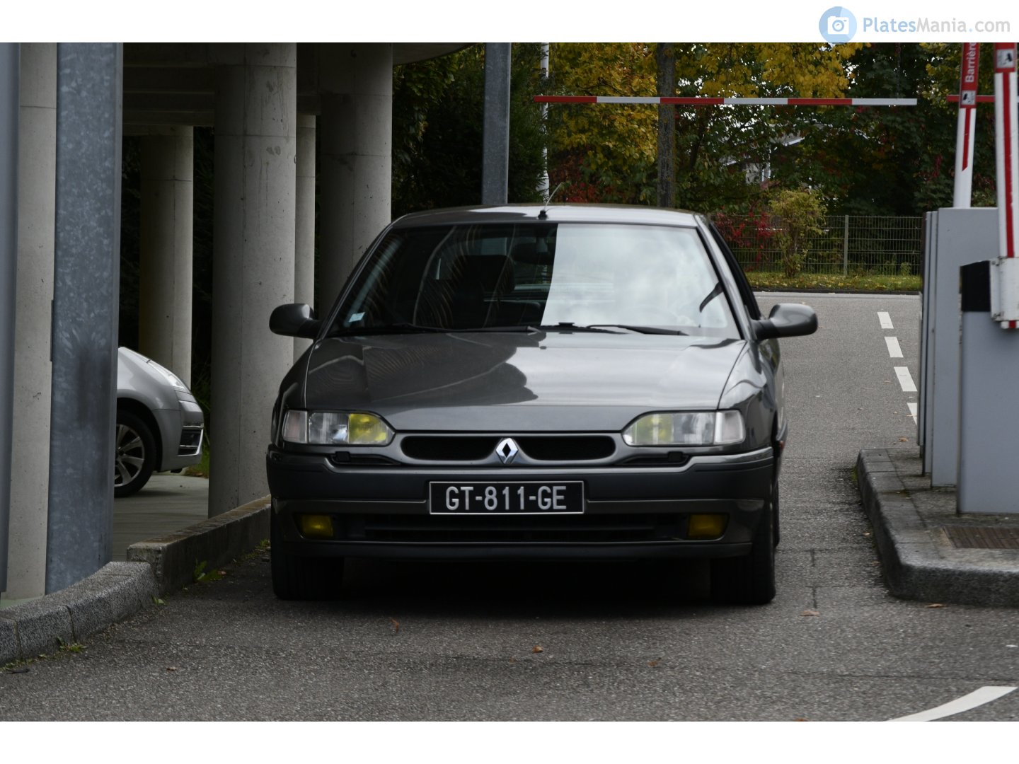 GT-811-GE, Renault Safrane 1st gen (B54; Global-market), 1992–1996